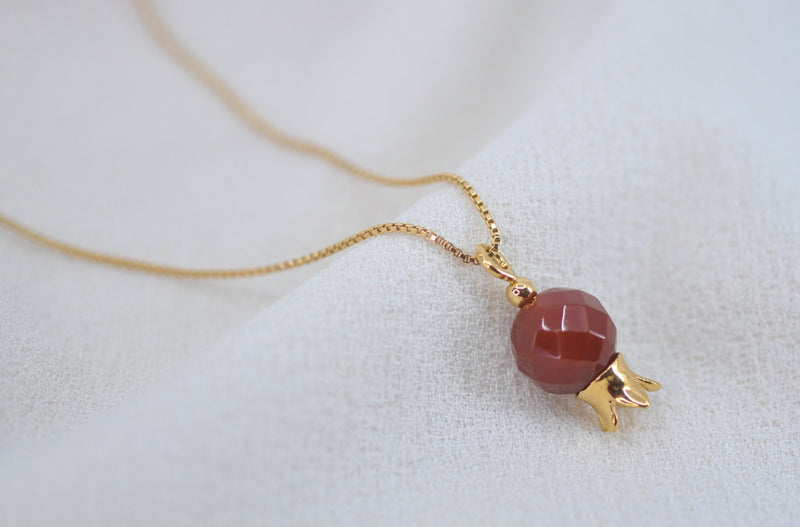 ‏‏POMEGRANATE & RED CARNELIAN STONE NECKLACE